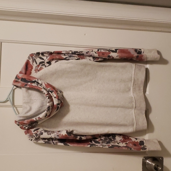 Aeropostale - Picture 3 of 3